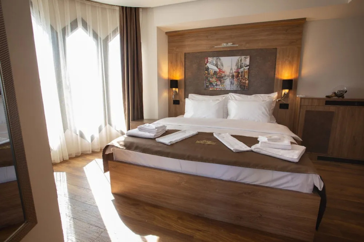 Hotel Vrbak ND
