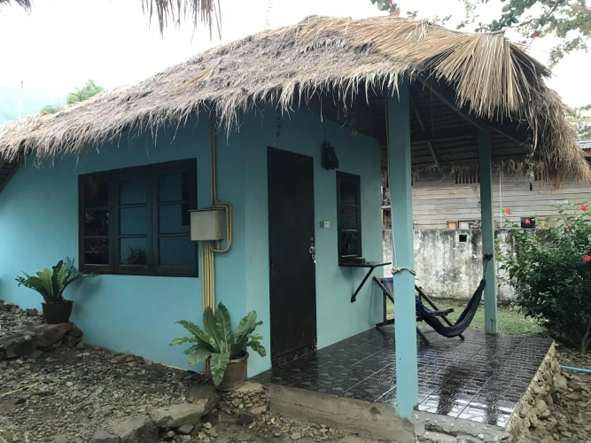 Bungalow with sea view