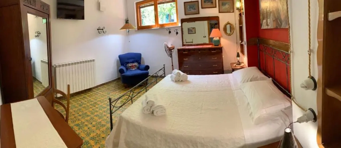 Standard Double room with view