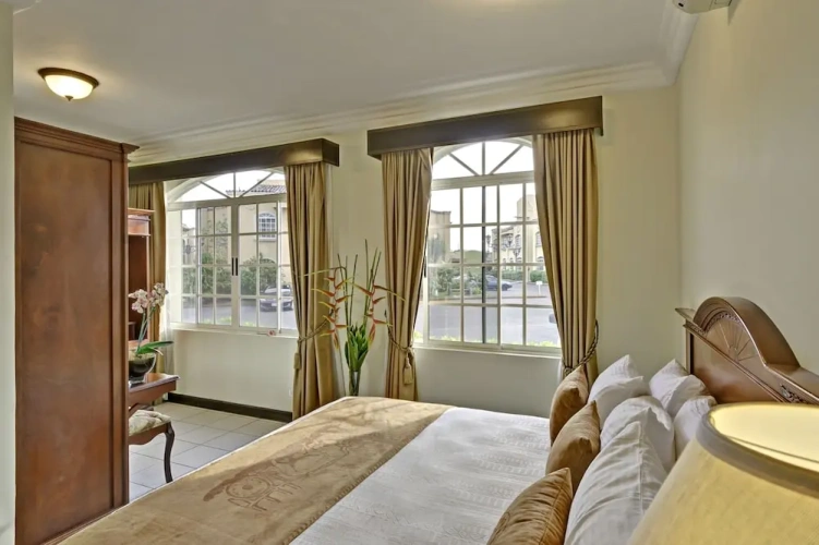 2 Bedrooms Standard Suite