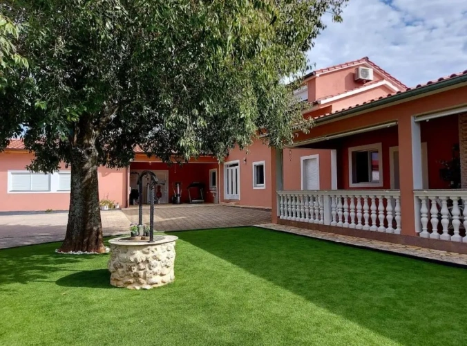 3 Bedrooms Villa