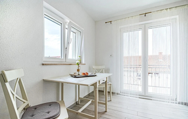Awesome Apartment in Orebic With Wifi