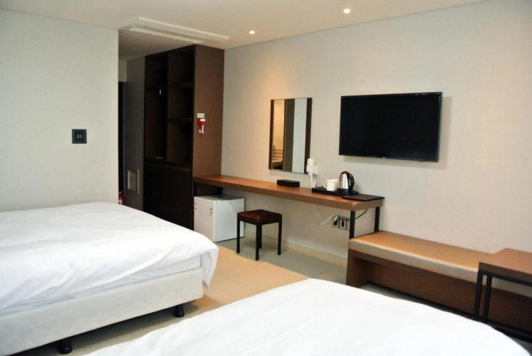 Jeju Noblesse Tourist Hotel
