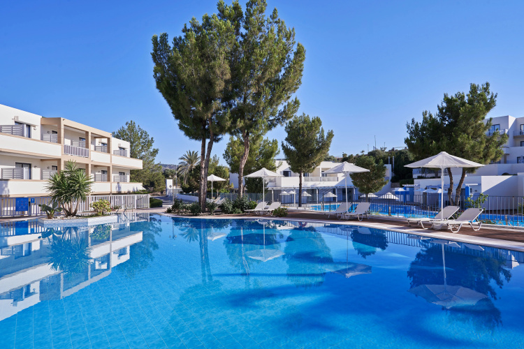 Miraluna Village & Spa
