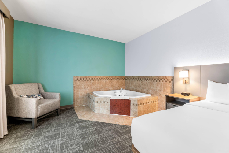 Comfort Suites Gothenburg South