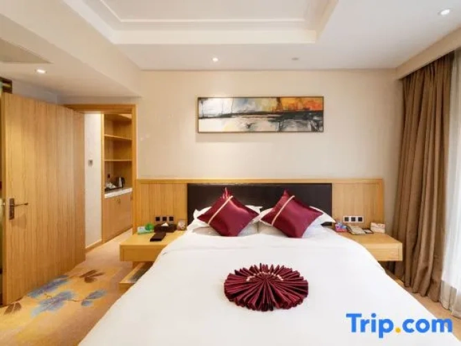 Deluxe Double Family Suite