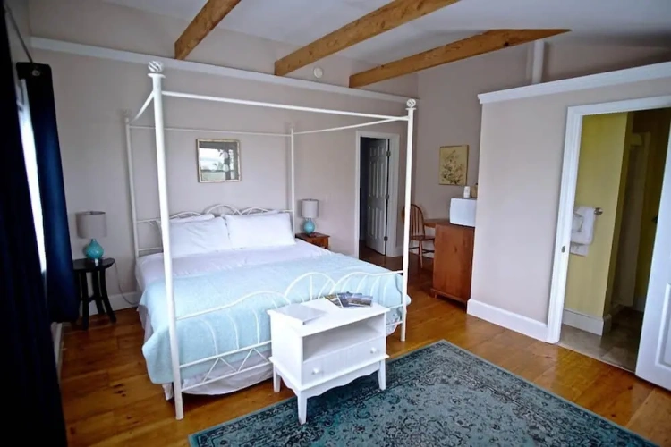 2 Bedrooms Quadruple Suite