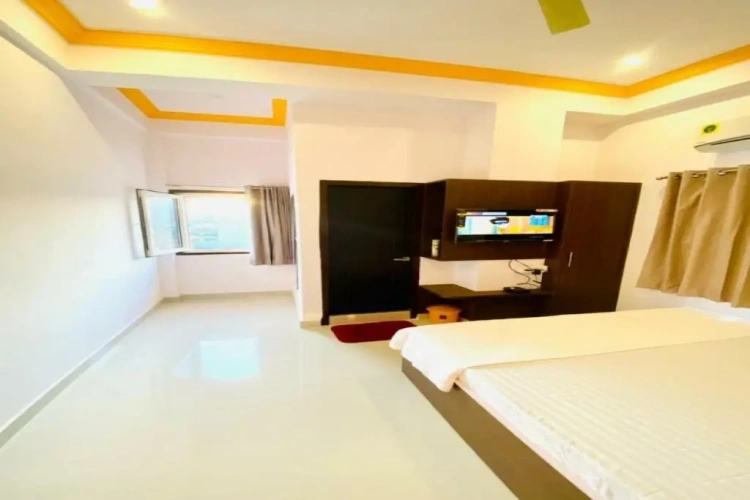 Standard Triple room with mountain view