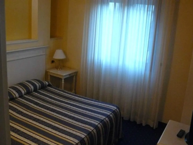 Superior Single room with view