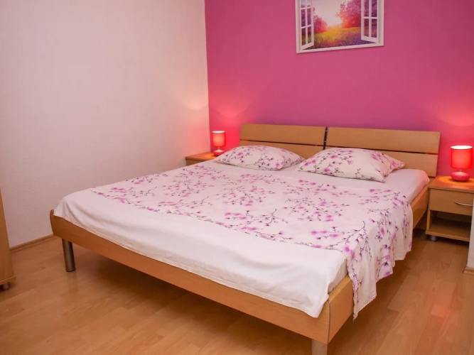Apartment Postira Meri