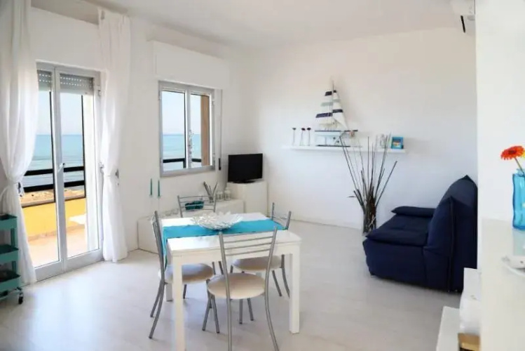 IzzHome Bella Vista