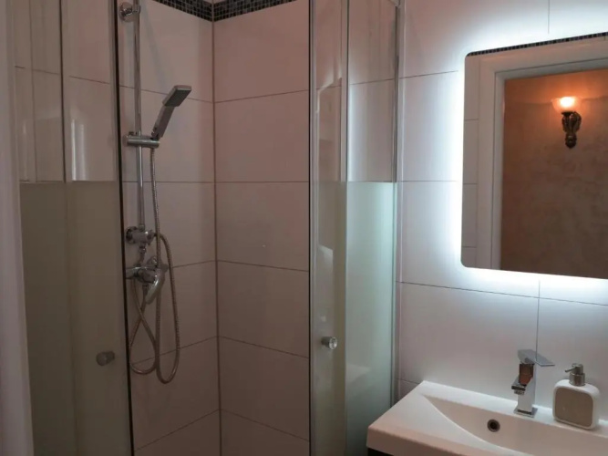 Small Luxury Kapitol Apartment
