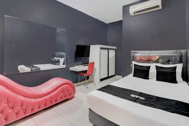 OYO 94756 23 Residence