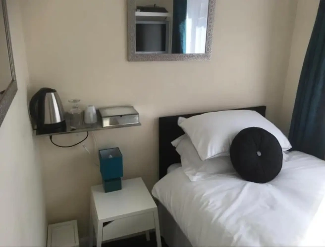 1 Bedroom Comfort Single room