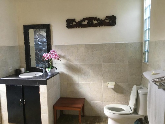 2 Bedrooms Bungalow