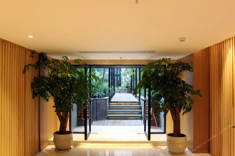 Love Life Hotel Wanda