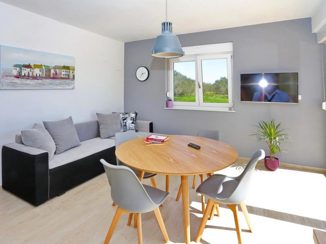 Apartments Tomislav