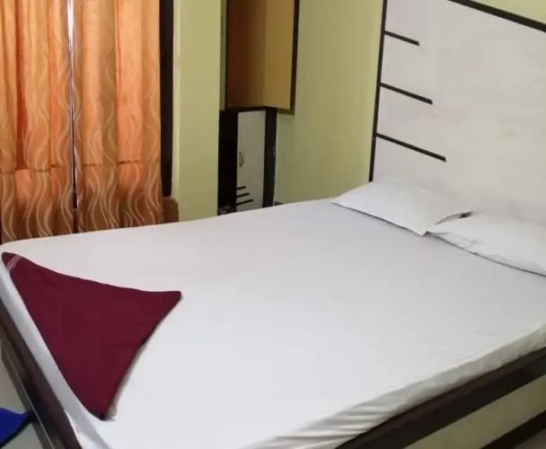 Larica Holiday Inn Tarapith