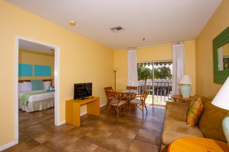 1 Bedroom Suite