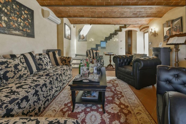 3 Bedrooms Villa