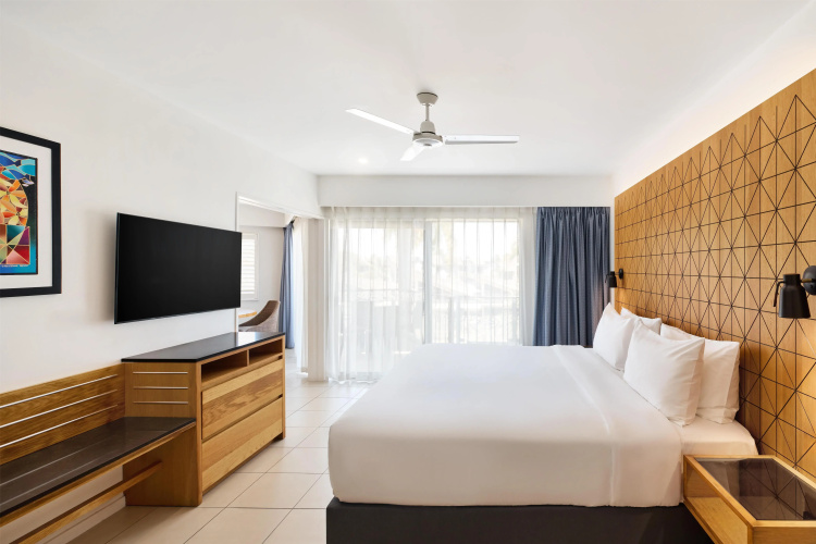 Radisson Blu Resort Fiji Denarau Island