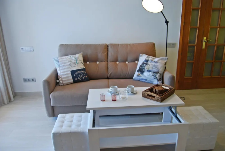 Albatros House