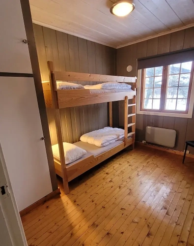 3 Bedrooms Cottage