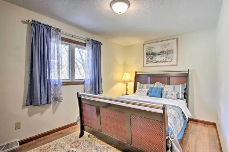 3 Bedrooms Cottage