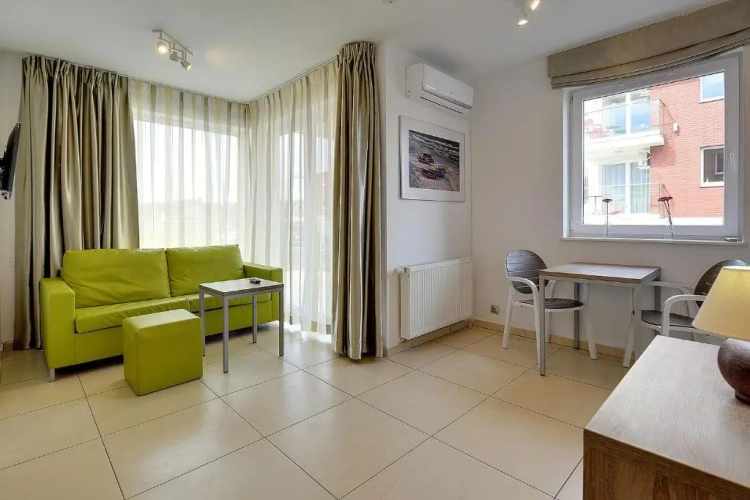 1 Bedroom Apartment