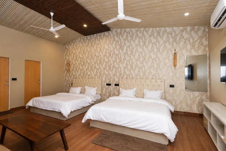 Royal room