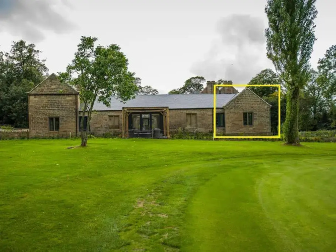 Stunning Edinburgh 1820s Stables Converted Studio