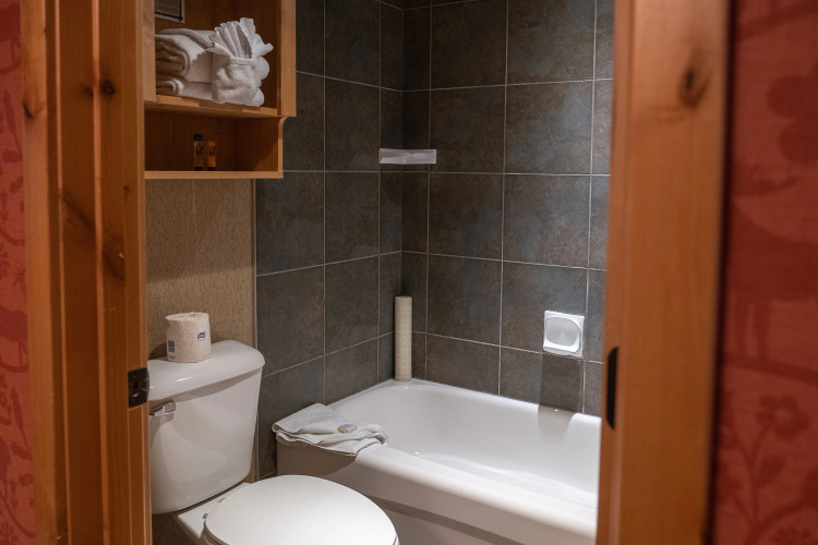 The Fox Hotel & Suites photo 9