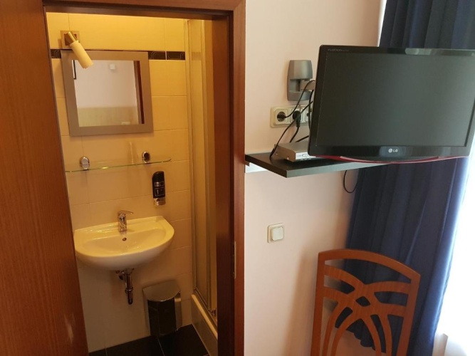 Standard Single room with view