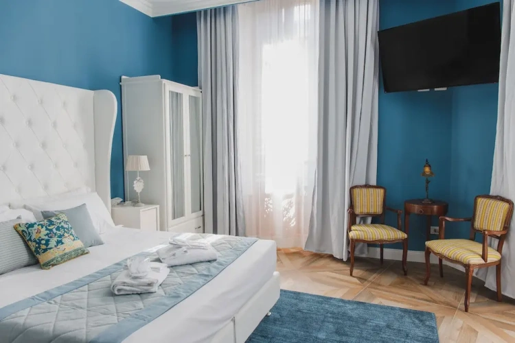 Deluxe Triple room