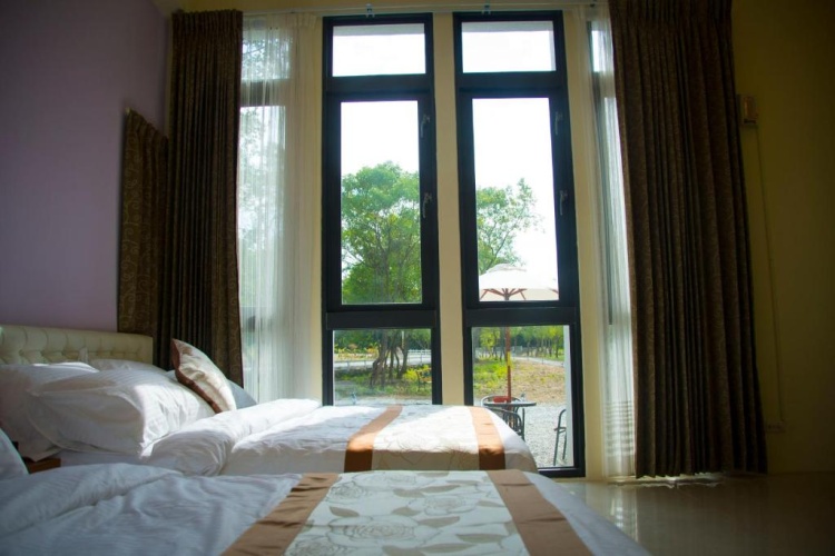 Standard Double room with balcony and with mountain view