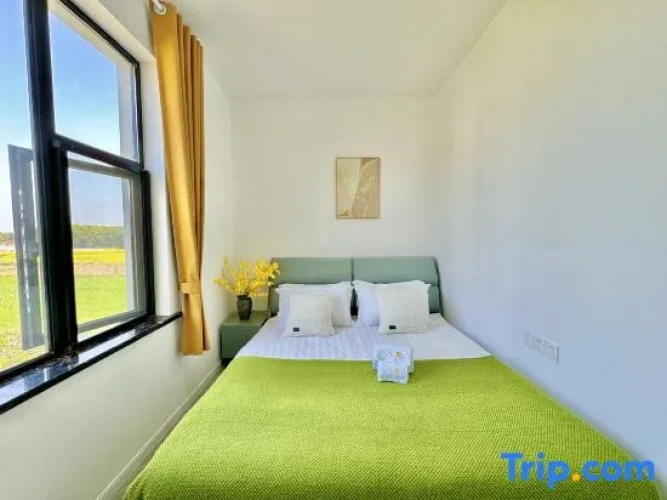2 Bedrooms Standard Family room
