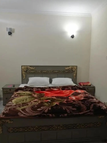 Star Hotel Lahore