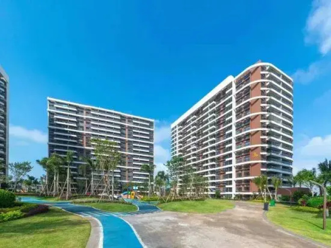 Twelve nautical miles apartment