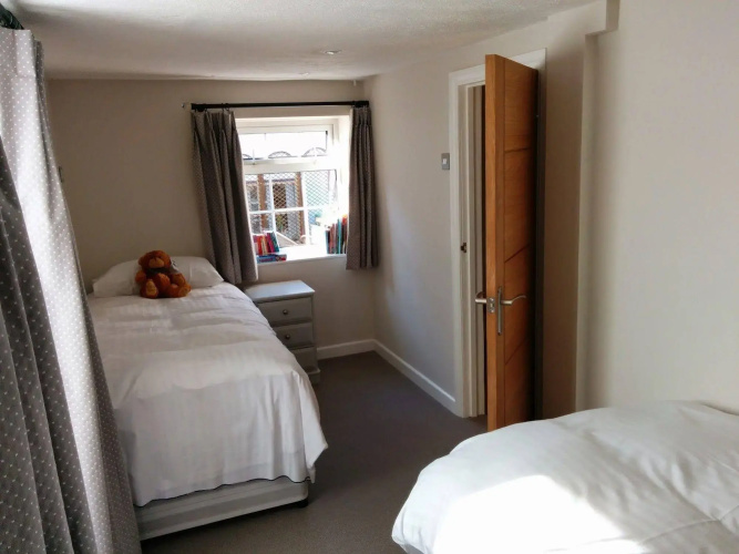 Dragon Inn Crickhowell