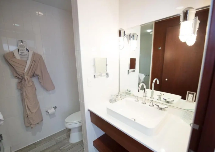 Standard Double room with balcony and with harbour view