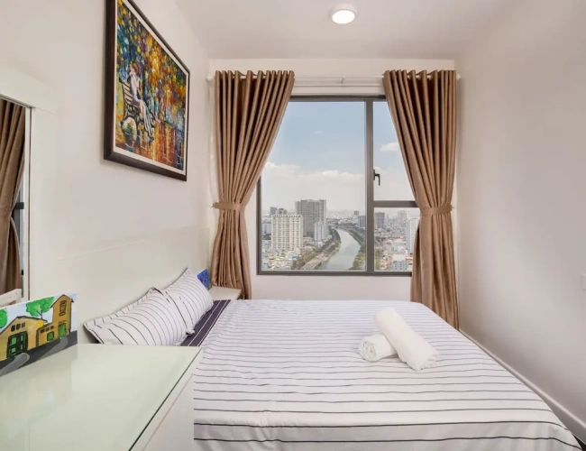 Deluxe Double room with city view