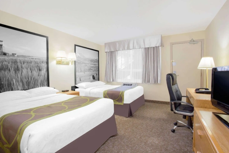 Standard Quadruple room