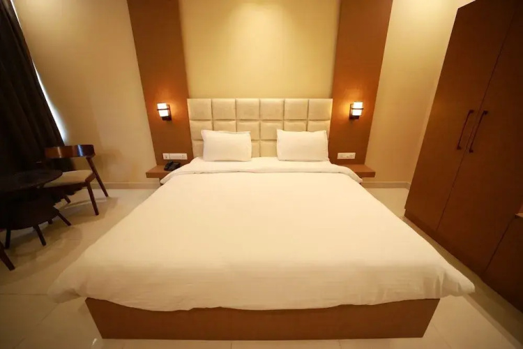 Hotel Neerja Inn