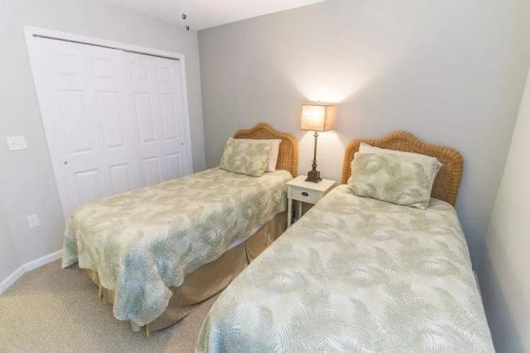Avery's Ocean Breeze by Distinctive Beach Rentals