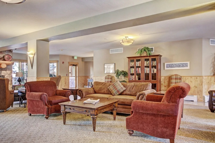 2609 Tenderfoot Lodge