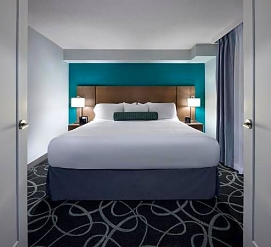 1 Bedroom Double Suite