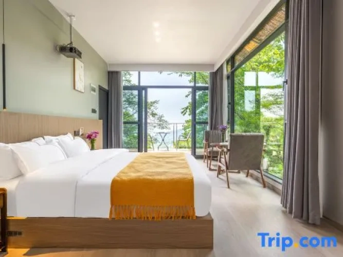 Standard Double room with balcony