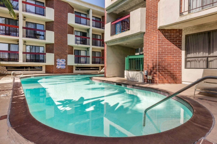 Quality Inn & Suites Irvine Spectrum photo 20