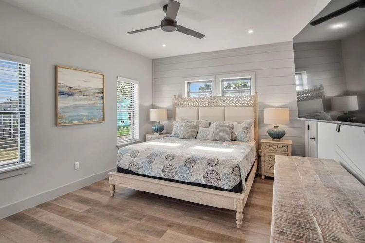 The Gentry by Silver Sands Vacation Rentals
