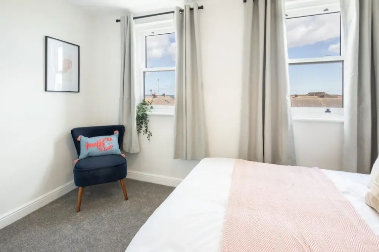 Host Stay Hithe House